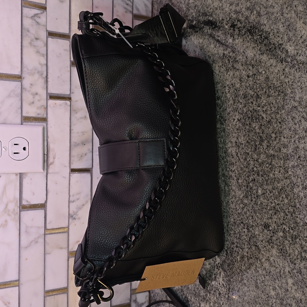 Steve Madden Black Pebbled Leather Crossbody Bag with Strap Pouch - Picture 3 of 10
